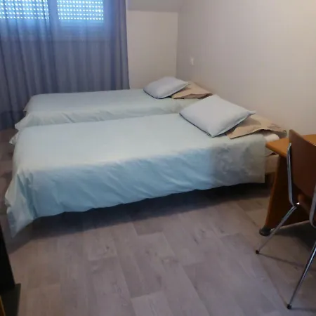 Maison D'hotes Le Croc Bed and breakfast